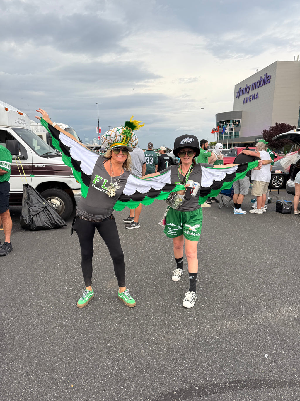 Flockers-T FLY Women's V-neck Tee